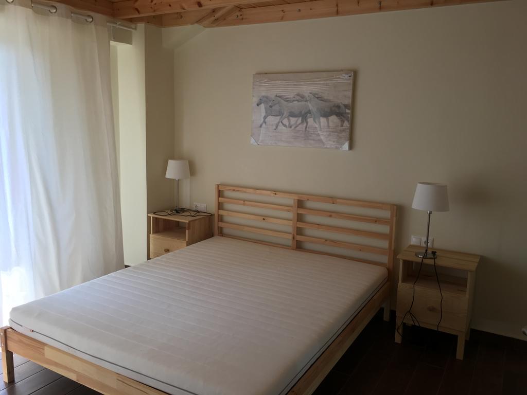 הרסוניסוס Arion Stables & Apartments מראה חיצוני תמונה